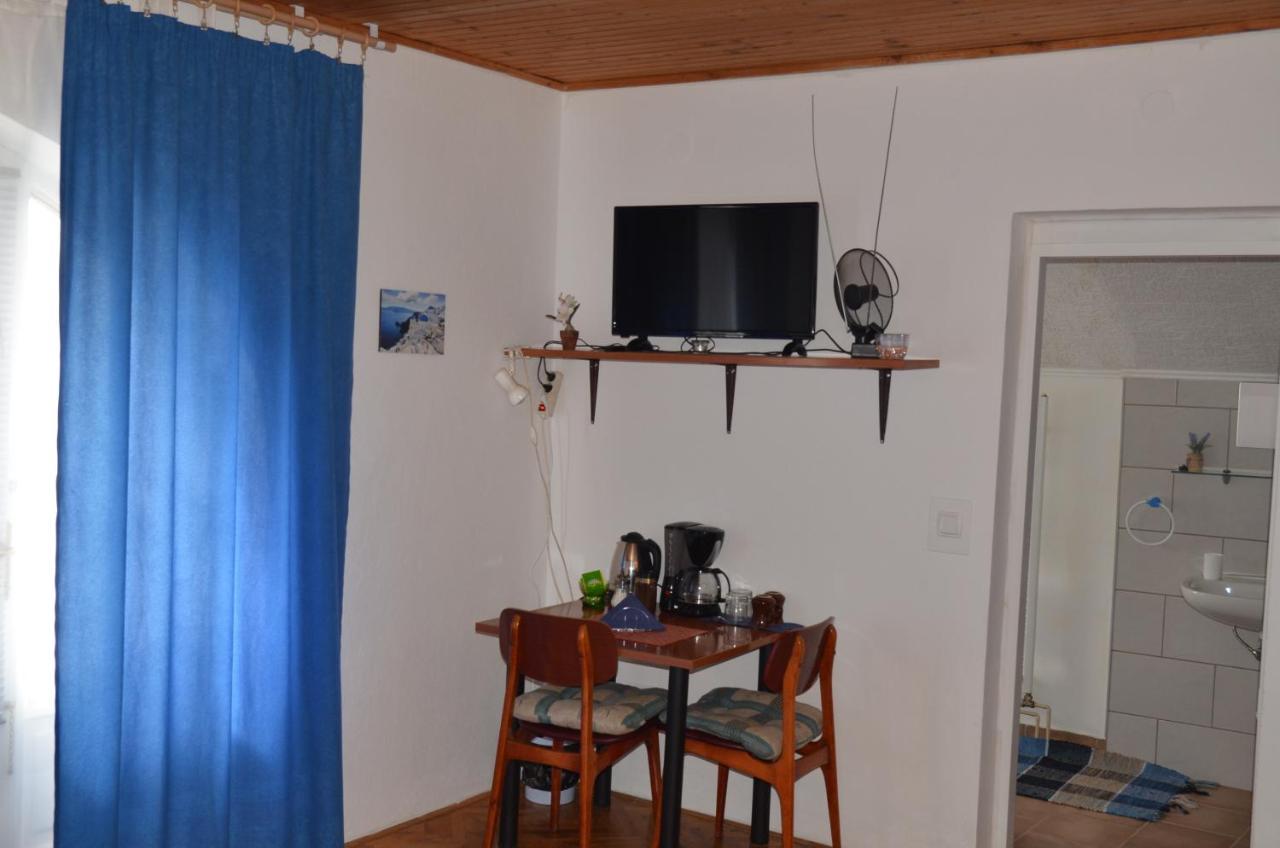 Rooms Mila Rezovac Экстерьер фото